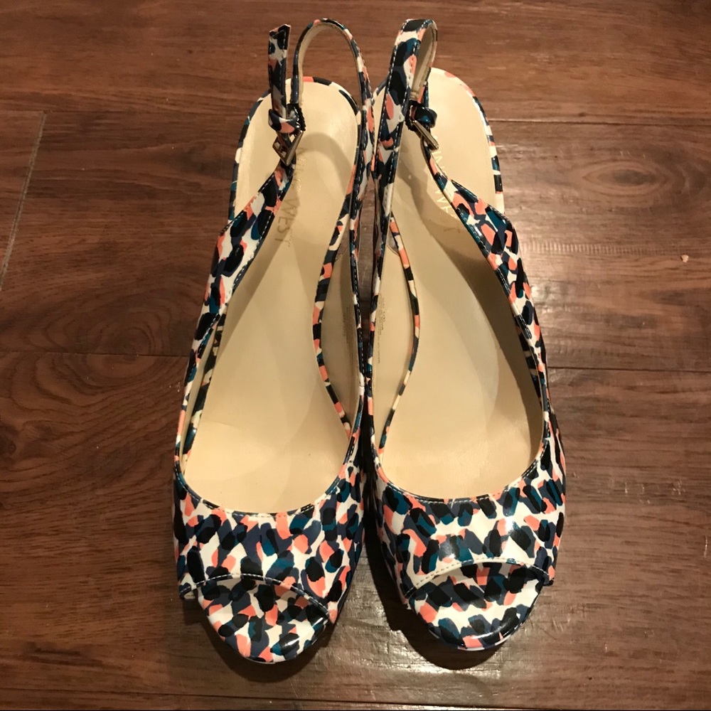 Nine West Patterned 3 1/2 inch heels Size 7.5